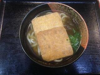 ダシにこだわった寿司屋のうどん