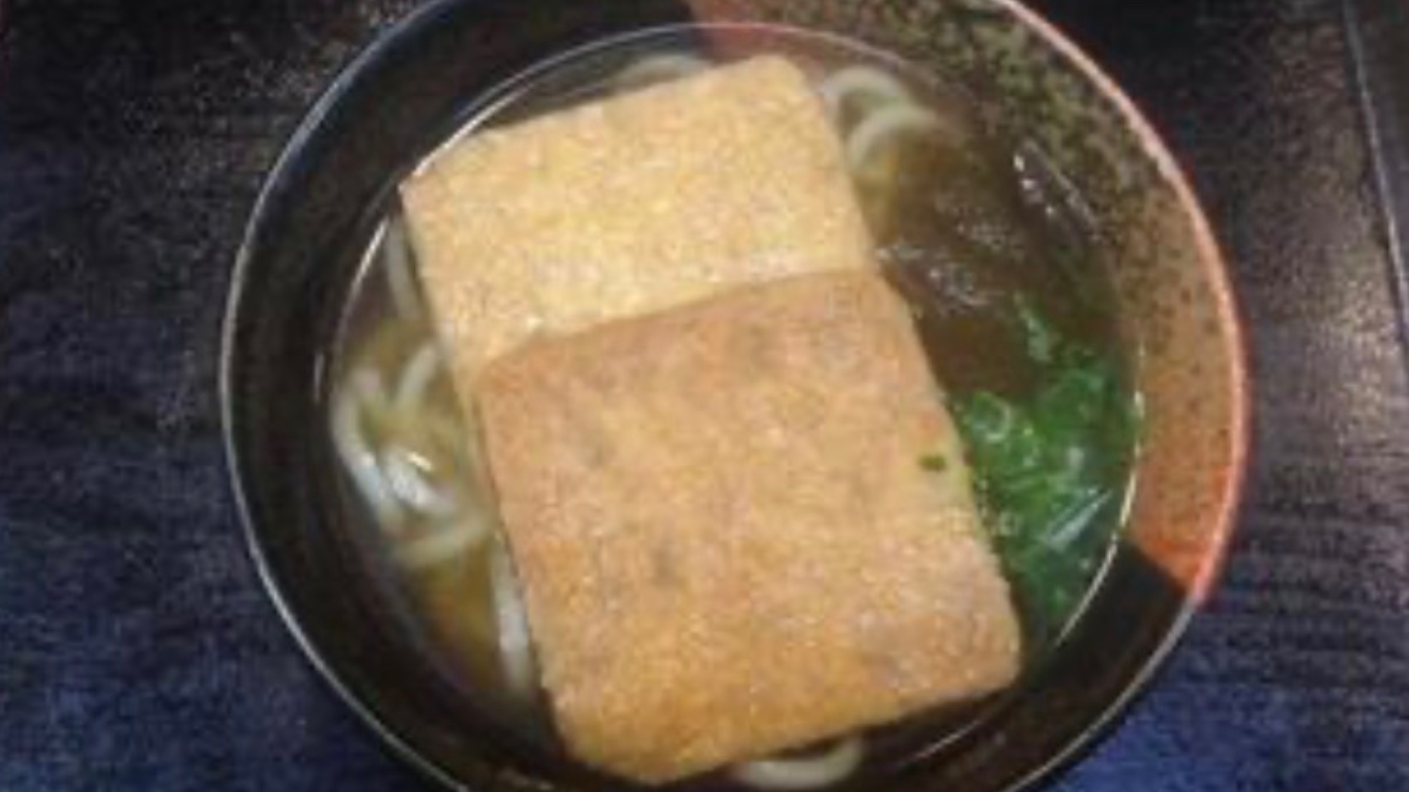 ダシにこだわった寿司屋のうどん